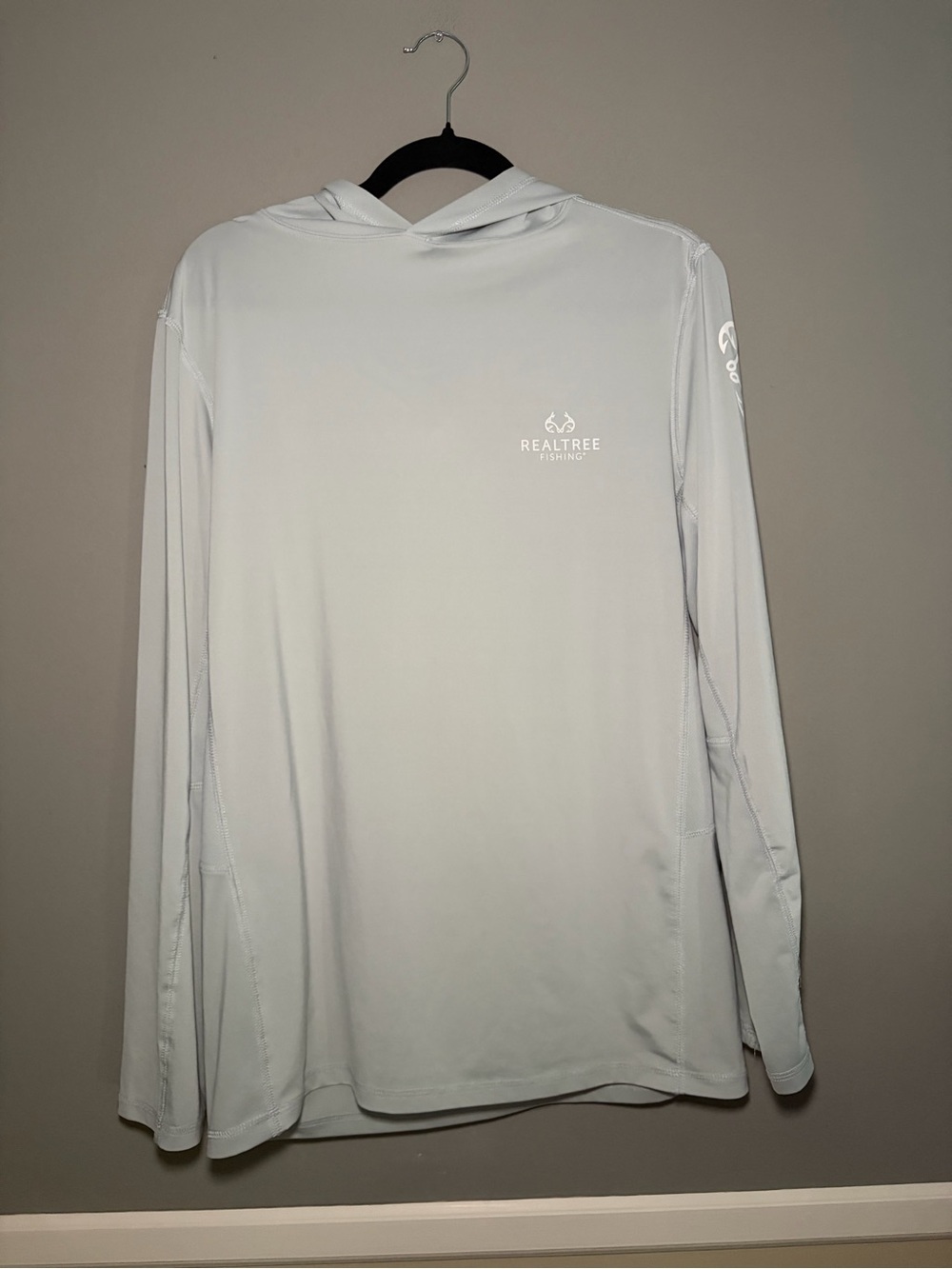 Realtree Men's Performance Fishing Hooded Long Sleeve Tee Top Hoodie Medium